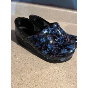 Dansko Women’s Professional Clog-Slip On, All Day Comfort, Arch Support, Size 36